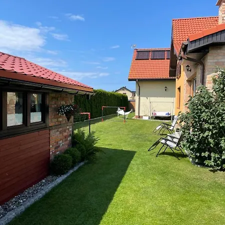 Pokoje I Apartamenty Goscinne Asia Grzybowo (West Pomeranian)