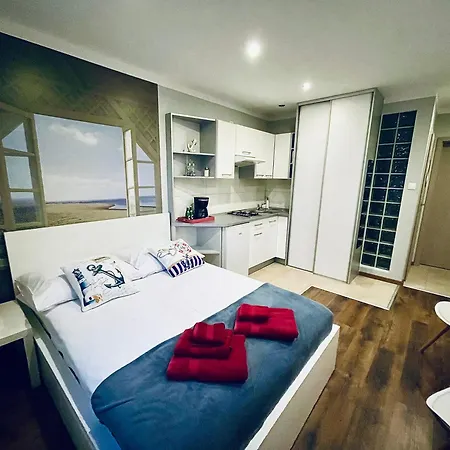 Pokoje I Apartamenty Goscinne Asia Apartment