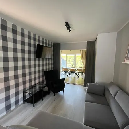 Apartment Pokoje I Apartamenty Goscinne Asia