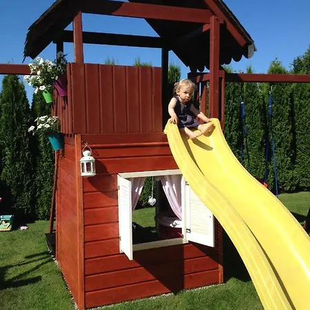 Pokoje I Apartamenty Goscinne Asia Apartment Grzybowo (West Pomeranian)